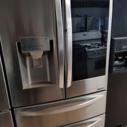 L.G. REFRIGERATOR ICE MAKER WATER DISPENSER EVERYTHING GOOD