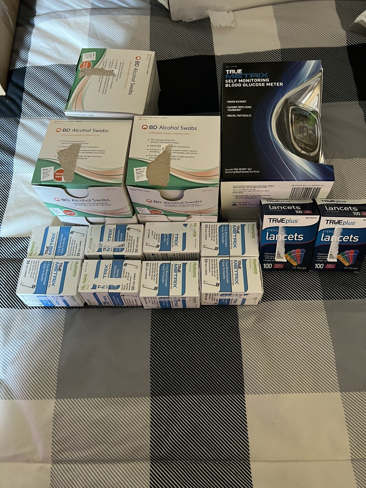 Blood Glucose Meter/8 Boxed Strips/ 8 Boxes Alcohol Swabs