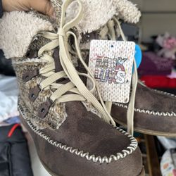 Womens boots