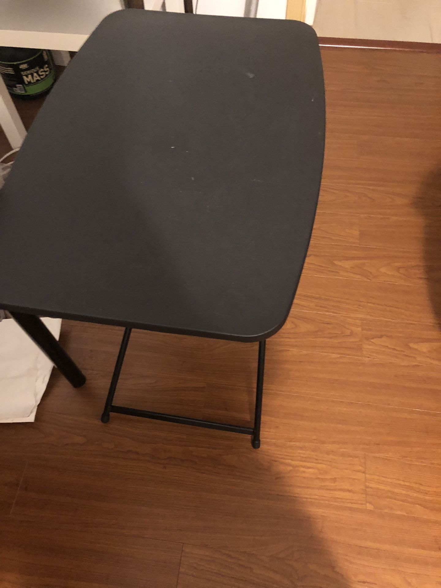 (FREE) foldable table