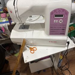 Singer sewing  machine