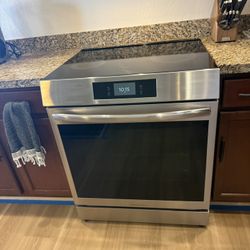 Frigidaire Smart Induction Cooktop Oven