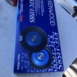 Kenwood 5-1/4 110 Watts Maximum Power Car Audio Speakers 