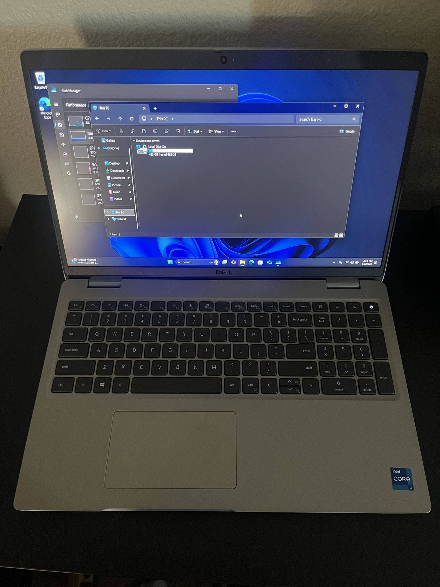 Dell Precision 3560 Laptop