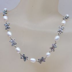EXQUISITE FRESHWATER PEARL NECKLACE 