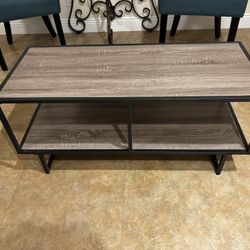 Coffee Table / TV Stand 