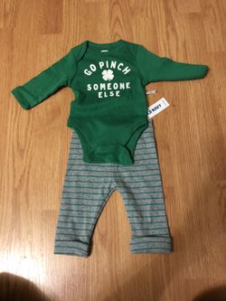 Old navy 0-3 months st Patrick’s Day outfit