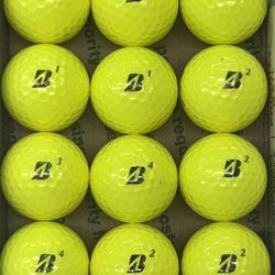 12 Bridgestone E6 Golf Balls 5/4a Lot D327