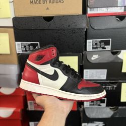 Jordan Bred Toe 1s size 7Y USED But Clean 