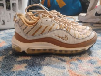 Womens Nike Air Maxx 98's