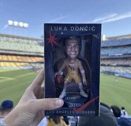 Luka Doncic Lakers Dodgers Bobblehead 8/21/26
