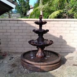 Water Fountain 5 1/2'h  ×5' w
