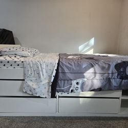 Twin Size Frame And Mattress