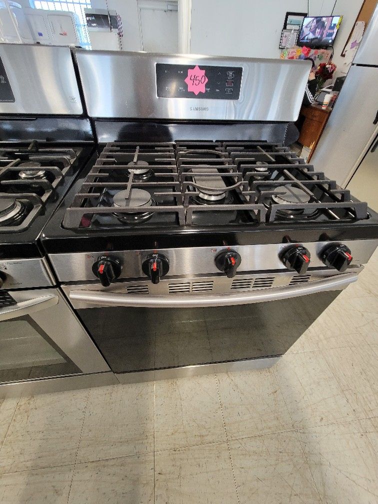 Samsung Gas Stove Used Good Condition With 90day's Warranty for Sale in