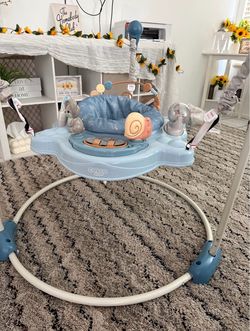 Baby bouncer
