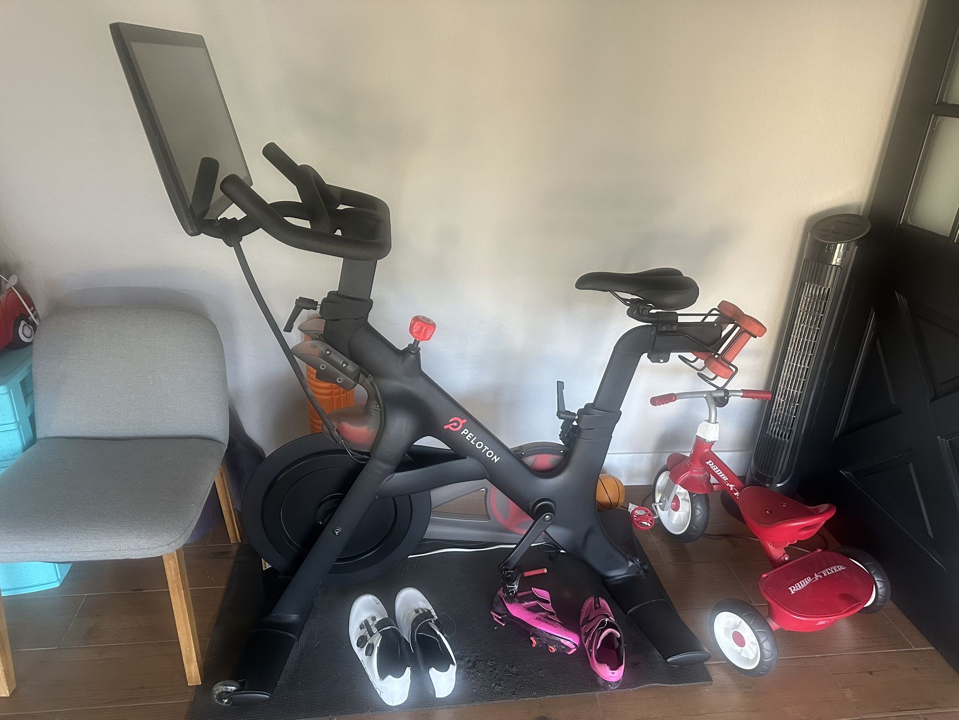 Peloton With 3 Lbs Weights