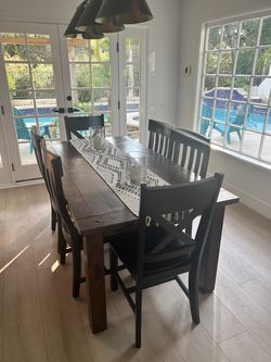 Dining set