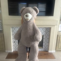 Giant stuffed teddy bear