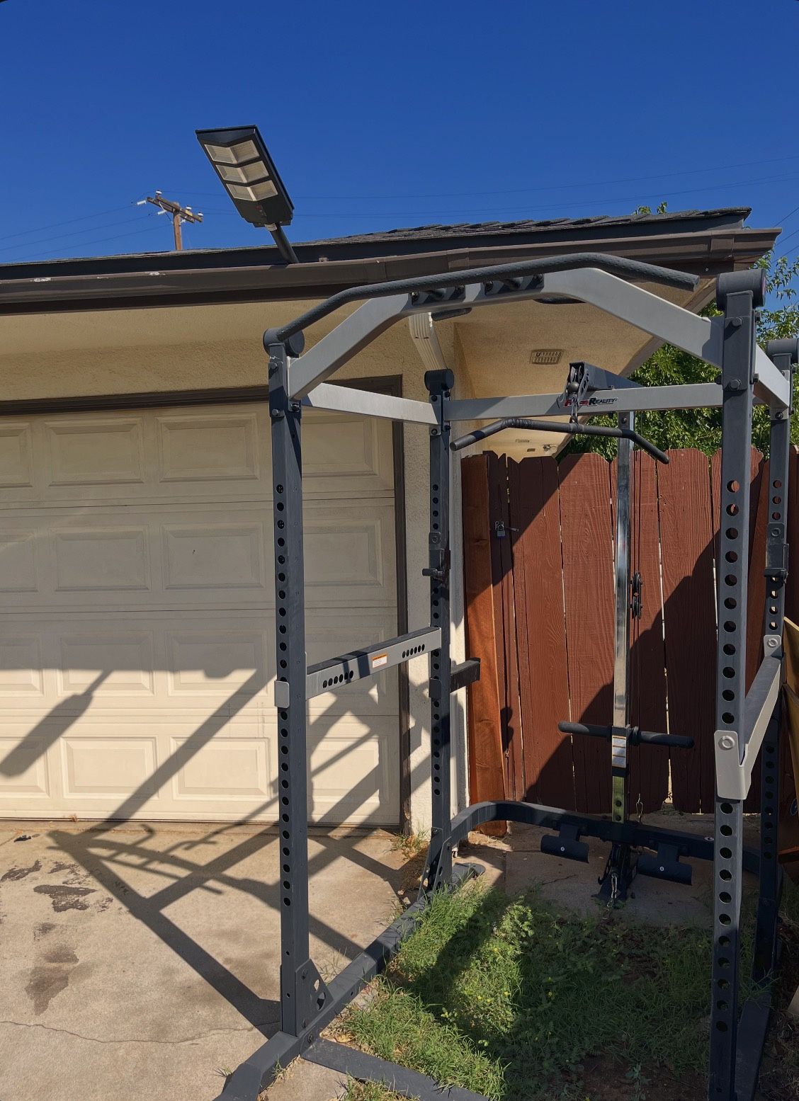 Fitness Reality 810XLT Super Max Power Cage with Lat Pulldown Attachment