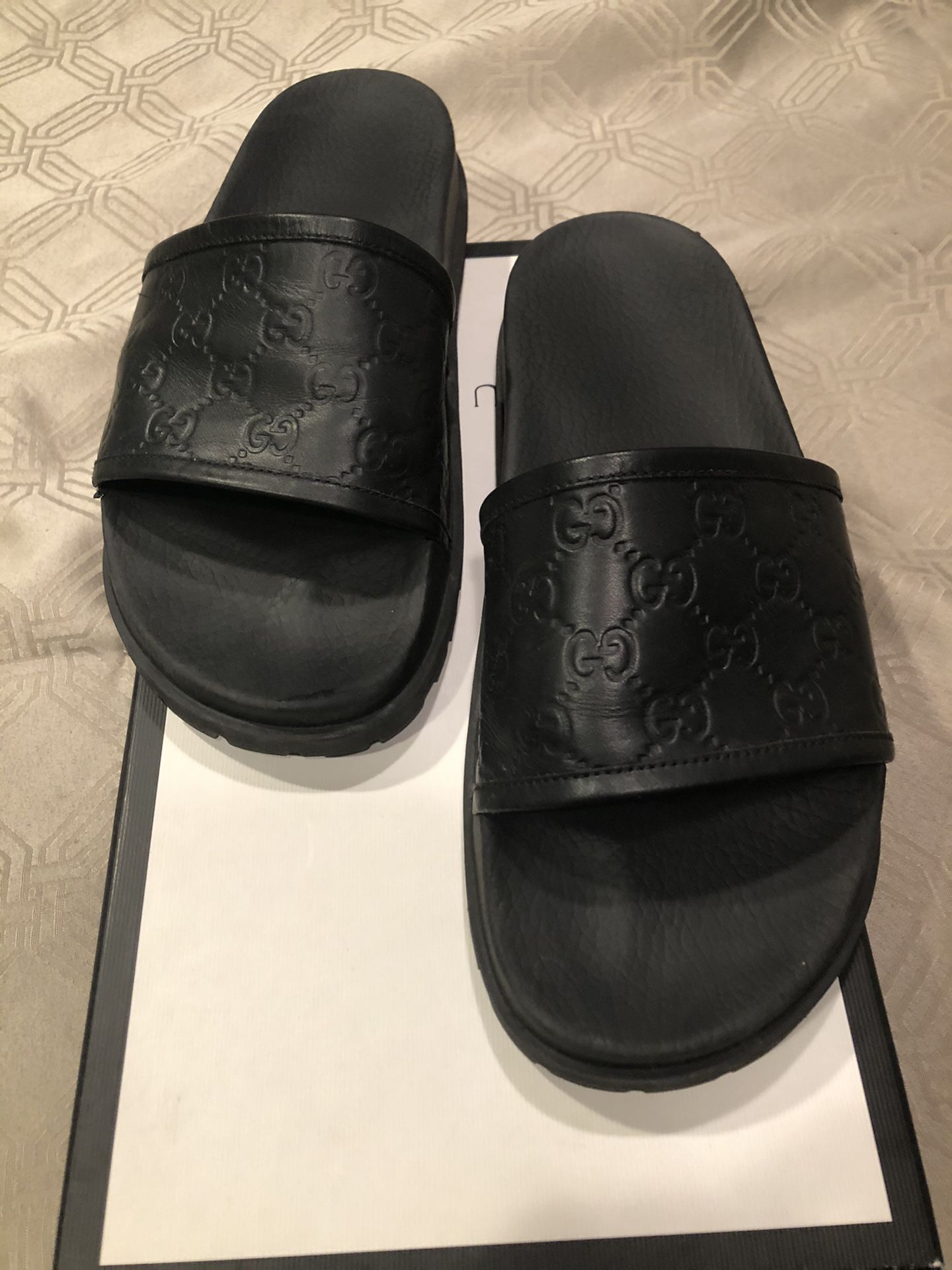 Gucci leather Slides G10 Size 11, 100% authentic Price Drop!