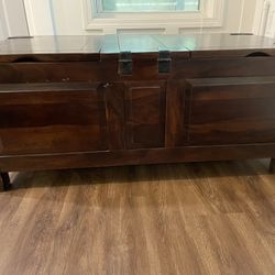Wine Storage / Coffee table / Trunk