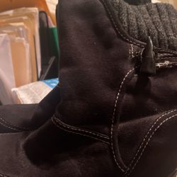 Black Boots Size 7