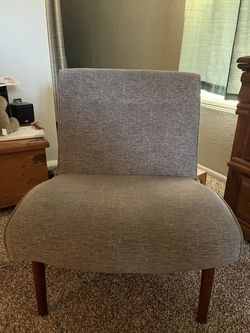 Sitting chair