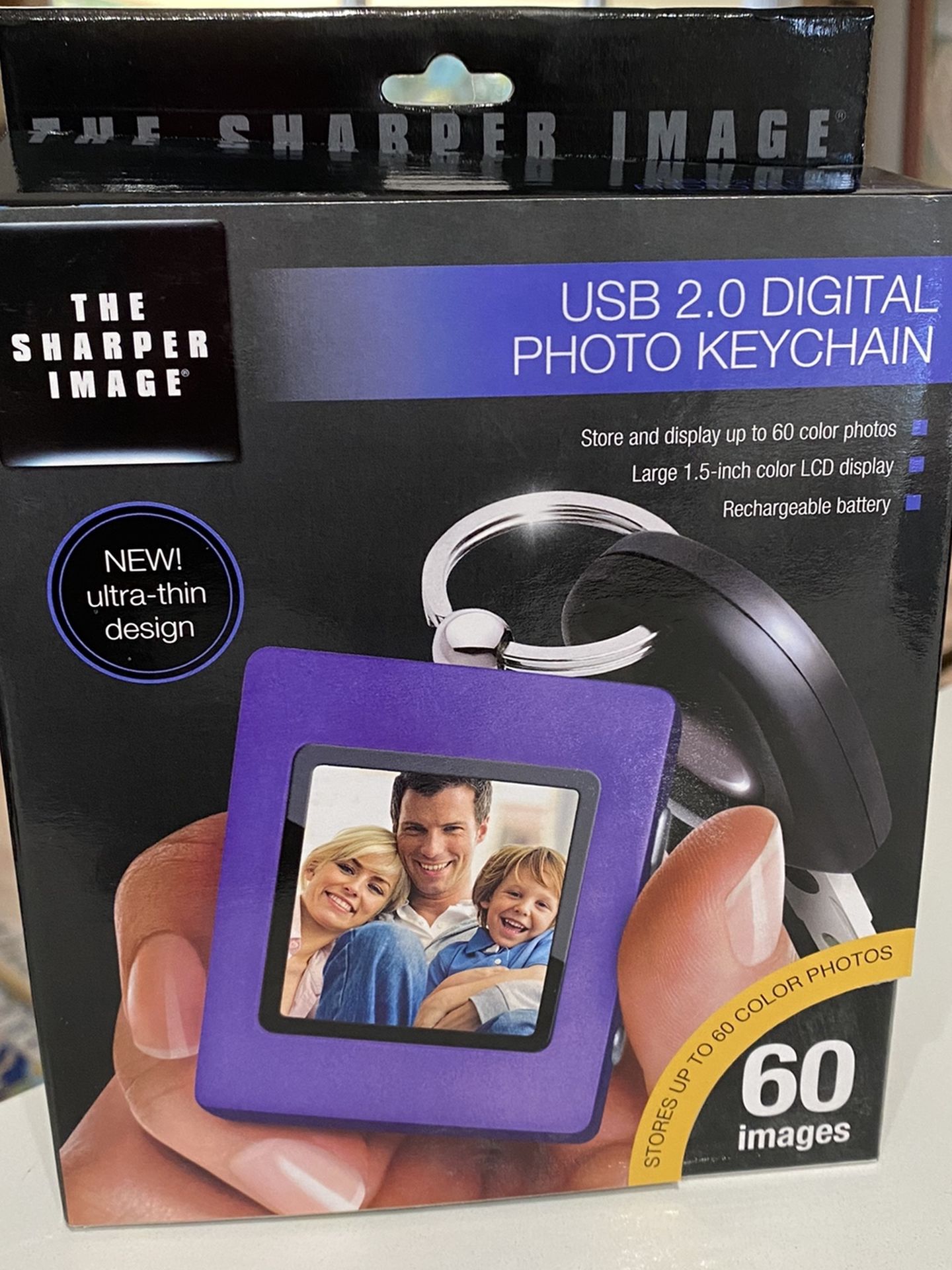 Sharper Image USB 2.0 Digital Photo Keychain
