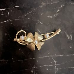 Vintage Pin Broach