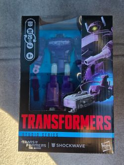 Transformers studio series 86 shockwave