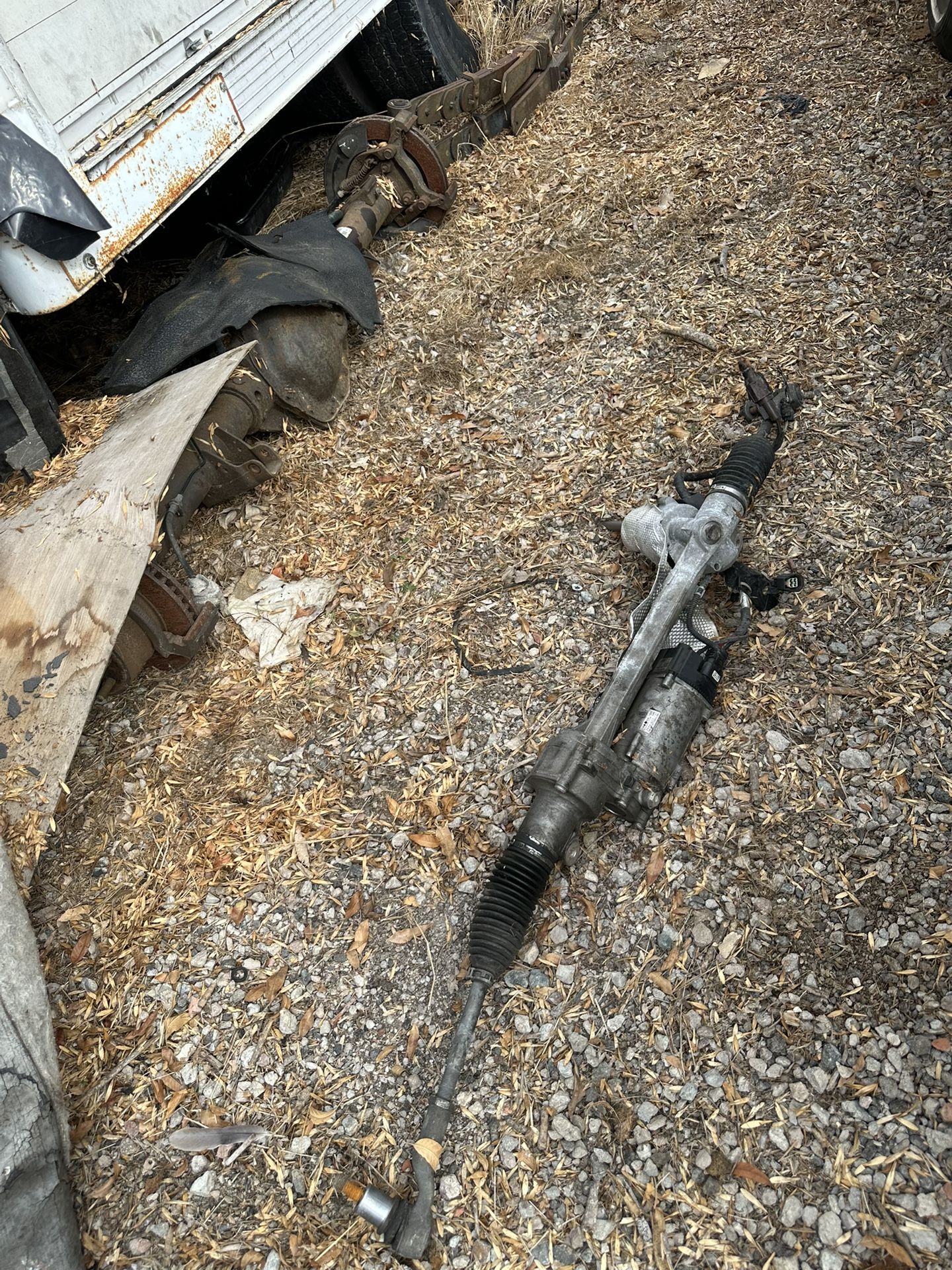 12-13 RANGE ROVER EVOQUE ELECTRIC STEERIN GEAR RACK PINION OEM