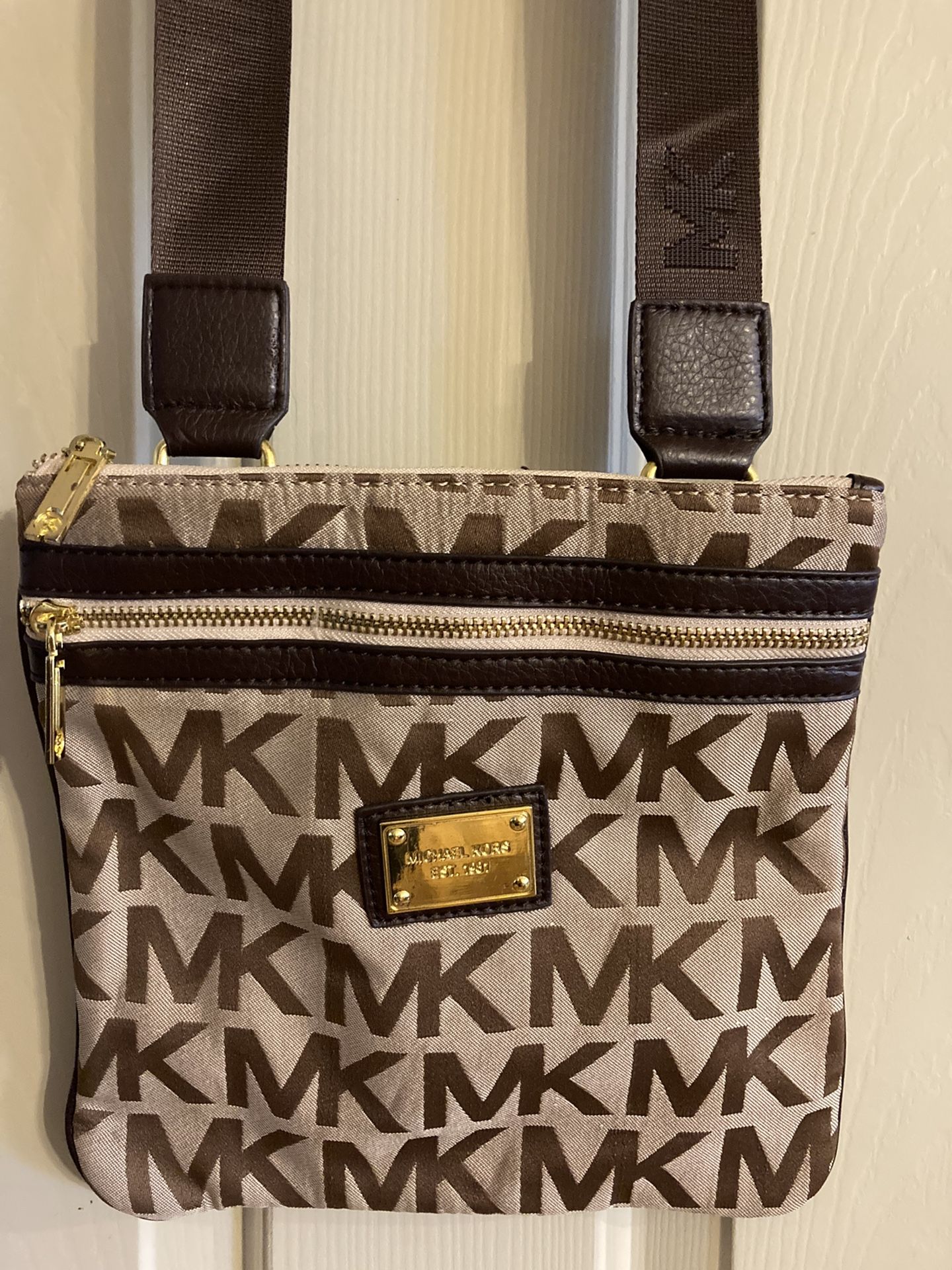 Michael Kors Crossbody Handbag