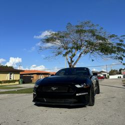 Ford Mustang GT Premium 