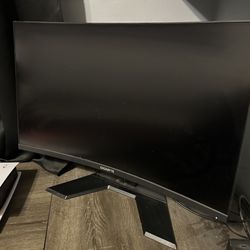 M32UC Curved gaming monitor