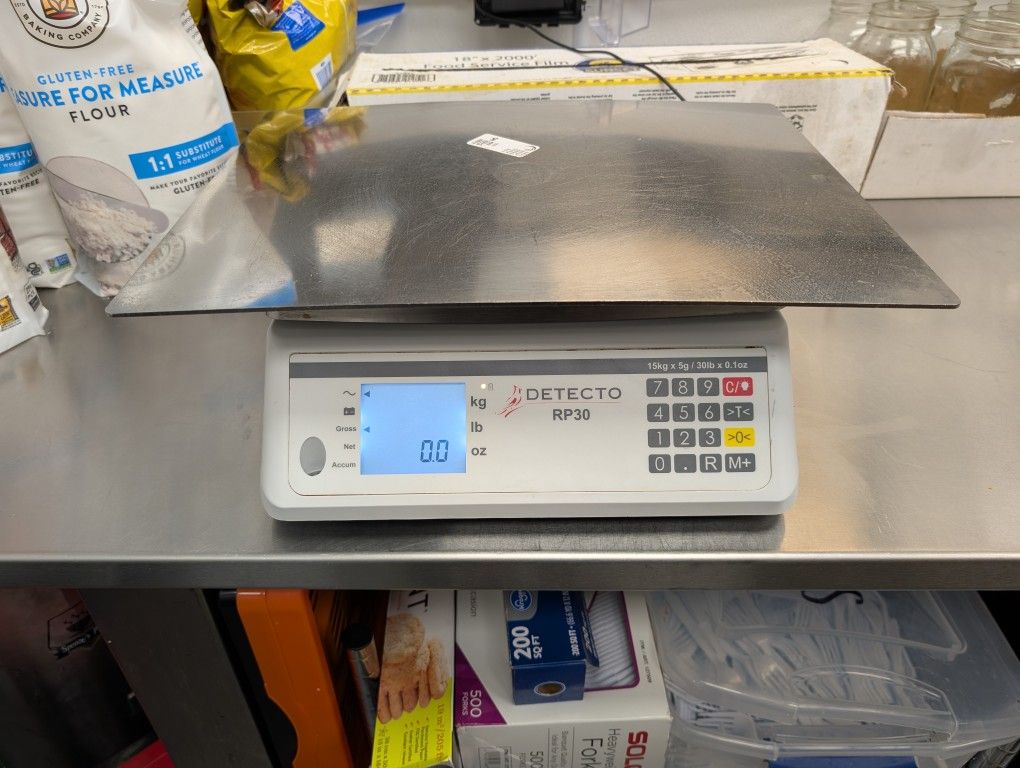 Detecto RP30S 30 lb Rotating Scale w/ 13"x17" Rectangular Platter, LCD