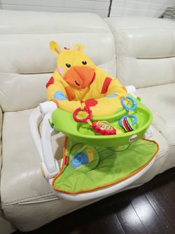 Fisher-Price Sit-Me-Up Floor Seat, Infant Baby Floor Seat.