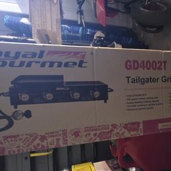 Royal Gourmet- Tailgaters- Grill & Griddle Combo