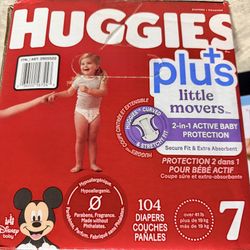 Huggies Plus Size 7 Diapers (New, sealed, 78EA)