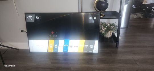 LG 50LB6500 50-Inch Smart TV. 2014  very strong