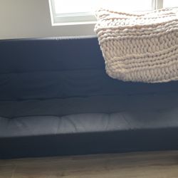 Black Futon 