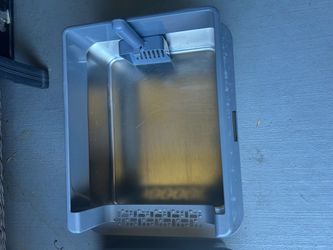 Stainless steel litter box
