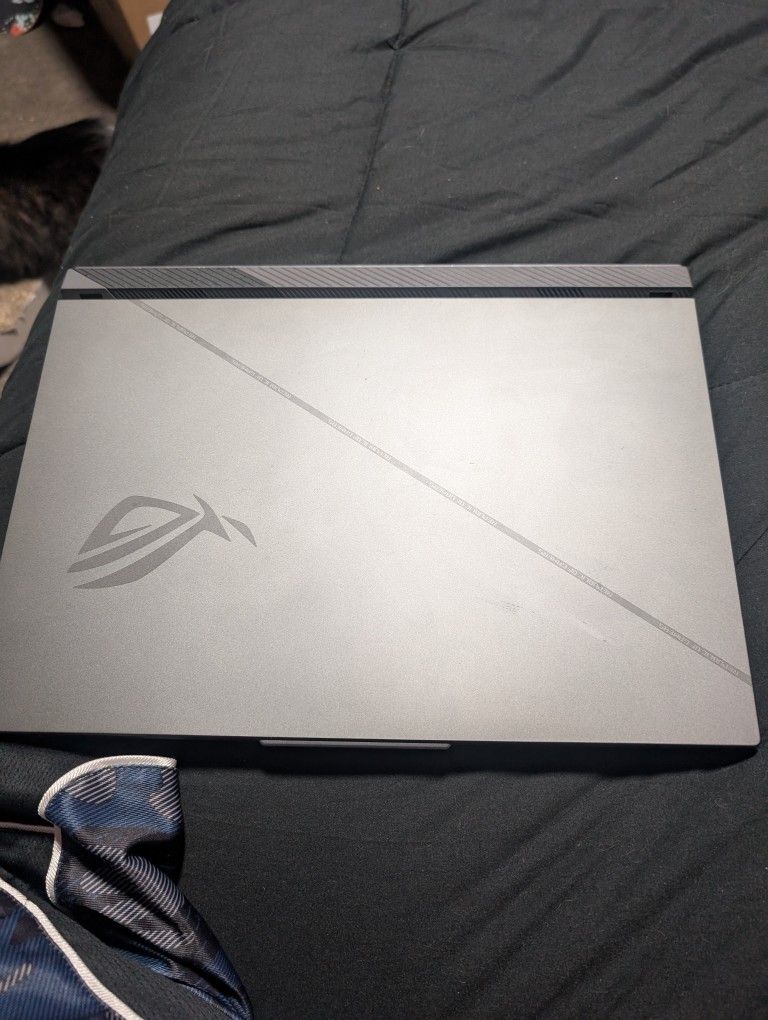 Asus ROG Strix G16 4060 4TB Storage