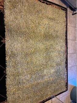 Area rug