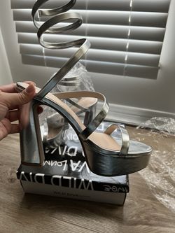New Fashionnova Metallic Heels Size 7.5
