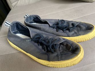 Wear shoes