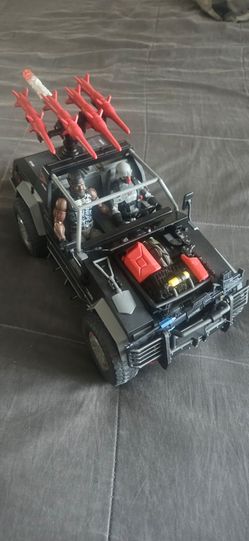 GI joe classified stinger with crew
