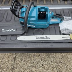 18 Inch MAKITA Chainsaw Like New