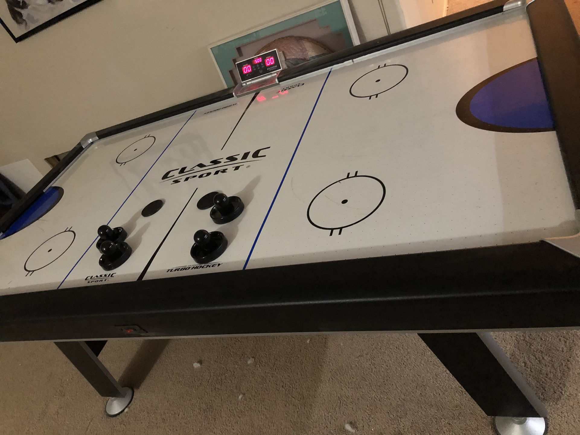 Air Hockey Table with Electronic Scorer
