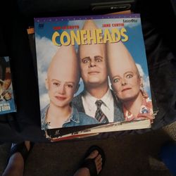 2 Vintage Laser Disc Movies. Like New Condition 