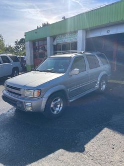 2000 Infiniti QX4